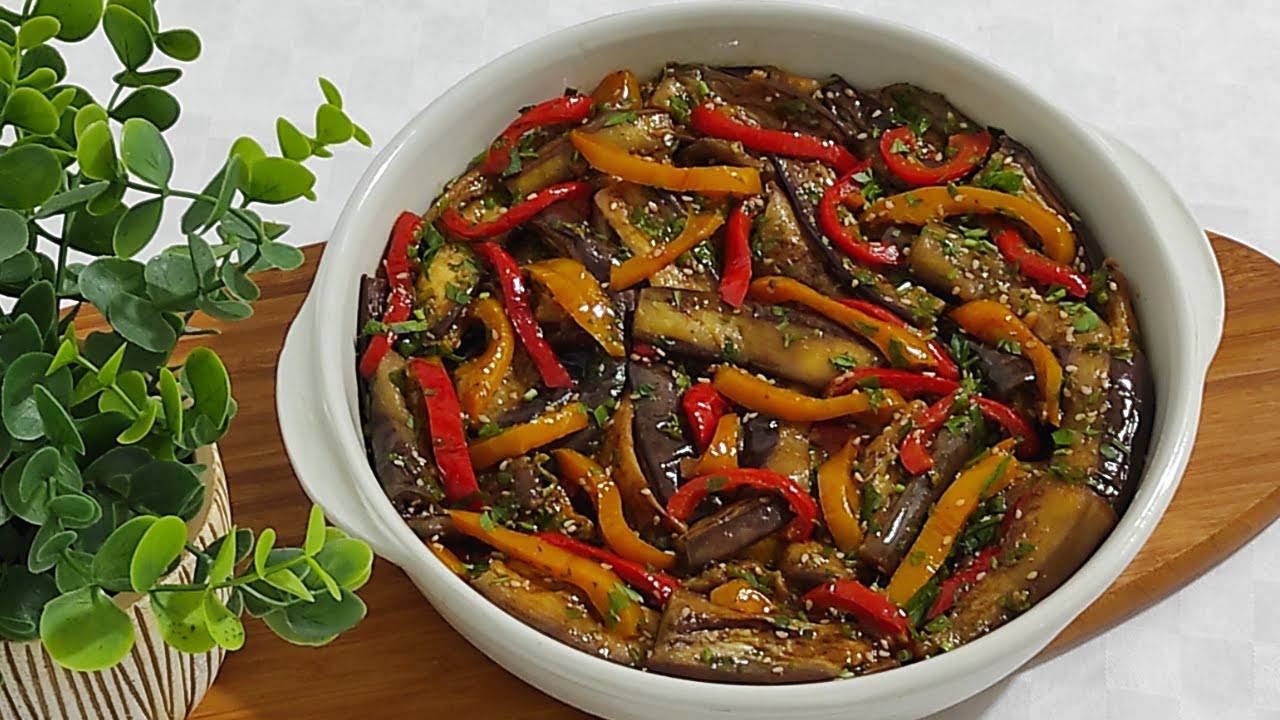 Шеф-кухарі розповіли, як приготувати дуже смачну закуску з баклажанів
